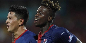 ¿Entonces sí vuelve Déinner Quiñones?