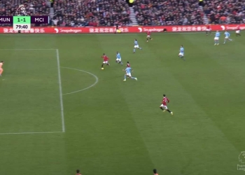 Rashford y el gol de la polémica en el derbi de Manchester