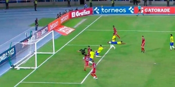 Se comió el gol debajo del arco y Brasil empató