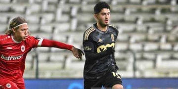 Video: el primer gol de Steven Alzate en Standard de Lieja