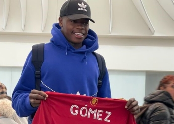 El recibimiento de los hinchas a Carlos Andrés Gómez