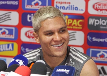Y al fin, ¿En qué quedó la sanción a Juanfer Quintero por empujar a un árbitro?