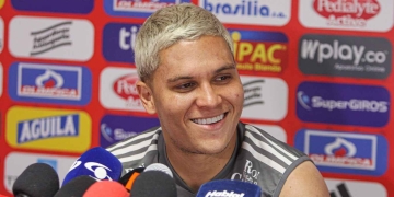 Y al fin, ¿En qué quedó la sanción a Juanfer Quintero por empujar a un árbitro?