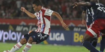 ¿Qué tipo de delantero está buscando Junior para cerrar su libro de pases?