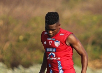 Andrey Estupiñán: Día del debut con Junior y "Vengo a aportar goles"