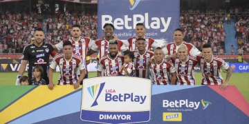 El jugador que entrena en Junior mientras consigue un contrato
