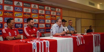 Fuad Char dijo que Reyes se queda: ¿Por qué en Junior esto significa lo contrario?