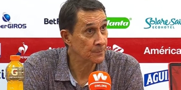 Guimarães: «Hicimos todo y «tenía que haber más tarjetas»