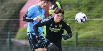 ¿Cuánto ha jugado Alexei Rojas Fedorushchenko en la Selección y el Arsenal?