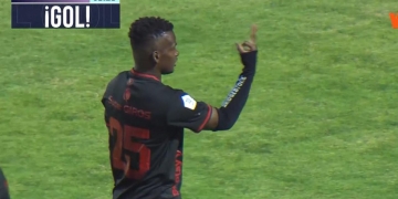 Carlos Darwin Quintero vuelve a celebrar en el FPC con un golazo