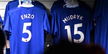La llegada de refuerzos al Chelsea hará que la UEFA cambie la normativa