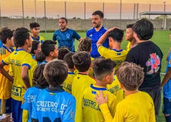 Cruzeiro anuncia dos unidades de fútbol en Colombia