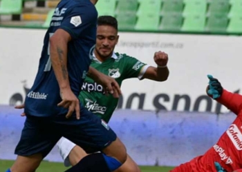 ¿Qué dijo Pinto de los debutantes y del partido de Andrés Arroyo?