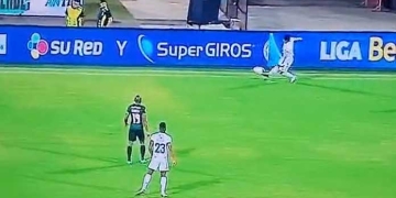 ¡Qué caro salió ese pase atrás de Daniel Mantilla!