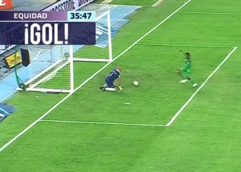 Diego Novoa, ayúdate. Regalito del portero de América