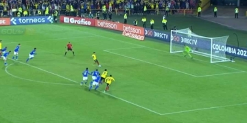 Video: el penalti fallado por Gustavo Puerta ante Brasil