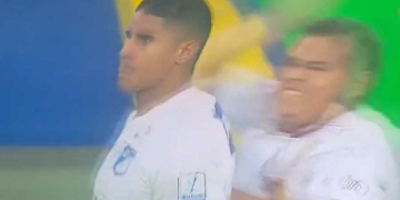 Increíble: agresión a Daniel Cataño y expulsión sin que empezara el partido