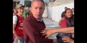 Su versión de lo que se ve en el video y “se están equivocando mucho con Santa Fe”