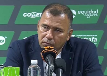 Hárold Rivera: el porqué jugar con 3 centrales y lo que dijo de la lesión de Sambueza