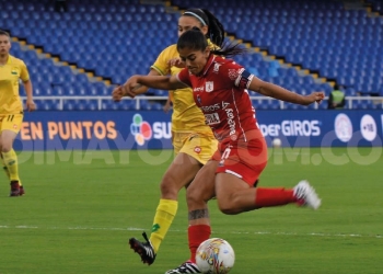 Gol de 'Cata' Usme y América nuevo líder de la Liga Femenina