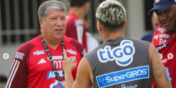 (Video) Apareció Juanfer en la sede de Junior: "A recuperarme para volver con todo"