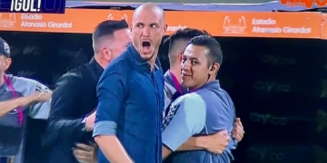 Tres puntos de oro para el Poderoso frente a Jaguares