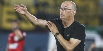 DIM: ¿Cuándo llega Alfredo Arias y cómo le fue con Peñarol?