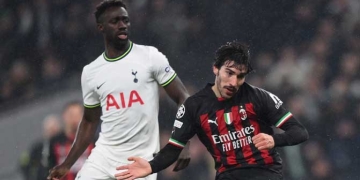 Dávinson, adiós a la Champions y las críticas al DT por su entrada