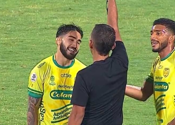 ¡La expulsión del hijo de Juan Carlos Osorio en partido ante Deportivo Cali!