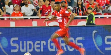 Esneyder Mena, entre los jugadores más veloces del mundo