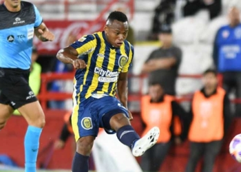 Video: otra asistencia de Jáminton Campaz con Rosario Central