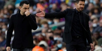 Bofetada de Simeone a Xavi y Ancelotti