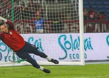 Sebastián Viera y otra ausencia: ¿Lesión o decisión del Bolillo Gómez?