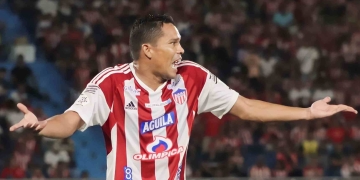 "Lo hablé con el profe Bolillo": ¿A Carlos Bacca le molesta no ser el capitán de Junior?
