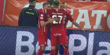 ¡Un primer tiempo de ensueño: ¡América de Cali le hace 3 goles al Deportivo Cali!