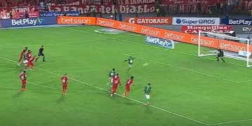 ¿Por qué repitieron el penalti que le atajó Diego Novoa al Deportivo Cali?