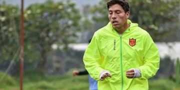 Sebastián Salazar: del casi retiro del fútbol al deseo de regresar a Santa Fe