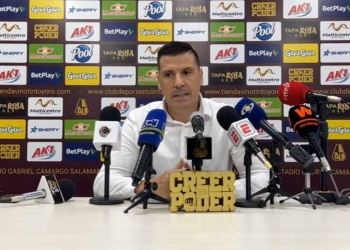 "Tenía otras opciones": Cruz Real habló del Tolima y el mensaje claro a los hinchas