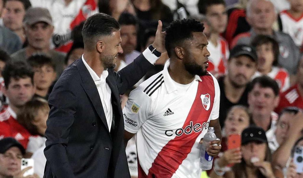 Muchas críticas para Borja en Argentina: ¿Cuánto ganó Junior por su venta?