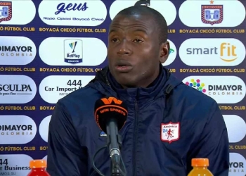 Adrián Ramos explotó y señaló al árbitro: "Que diga si tiene problema con el América"