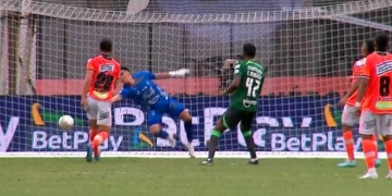 Joan Parra, el arquero de familia verdolaga que hoy amargó a Atlético Nacional