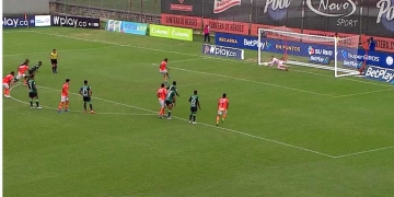 ¡Qué regreso, Kevin Mier! Penalti a 10 minutos del final y así respondió…