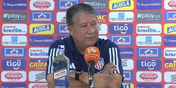 Bolillo Gómez: "La hinchada de Junior asusta, estoy viviendo algo muy bonito"