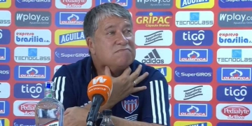 El gesto viral del Bolillo Gómez tras el partido de Junior con Jaguares