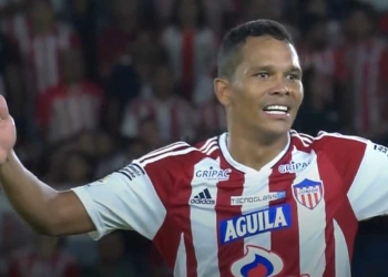 Noooo. Era el regreso al gol de Carlos Bacca, lo festejó, pero…