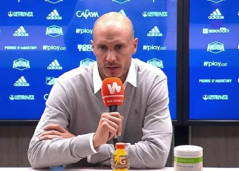 La amargura de David González por volver a perder puntos sobre la hora
