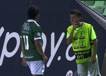 Daniel Mantilla: la curiosa charla con un recogepelotas y asistencia