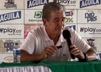 Más de Jorge Luis Pinto en la rueda de prensa en la que lloró
