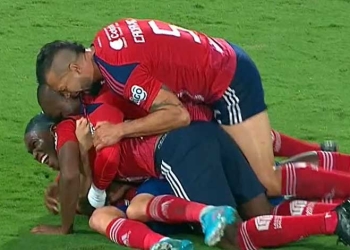 Contra Once Caldas jugó su partido 100 vestido de rojo
