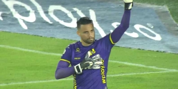 Chunga en el Metro: ovación de hinchas de Junior y atajadas importantes